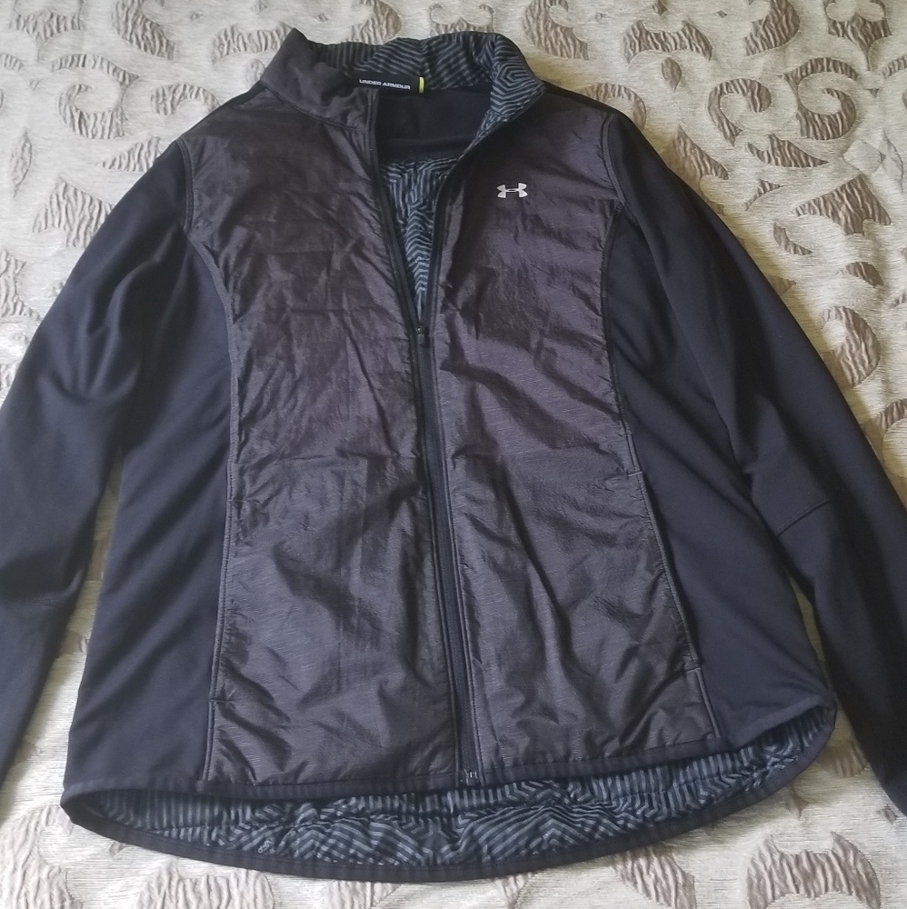 Under Armour Cold Gear Jacket, size S